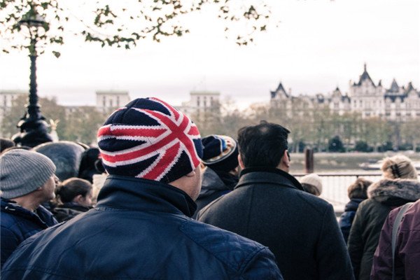 英国留学陪读新政策详解